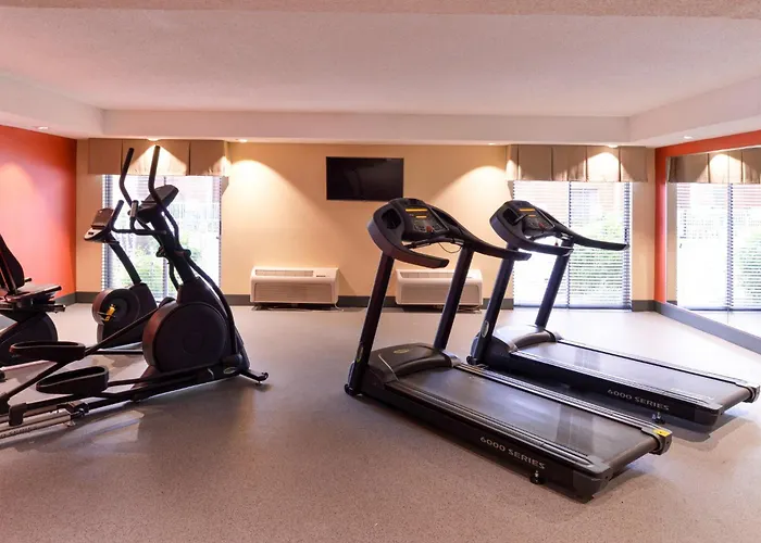 Holiday Inn Express Hotel Clearwater East - Icot Center By Ihg